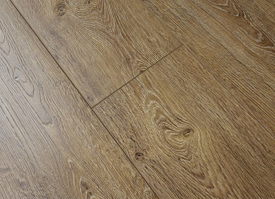 Дуб Брюссель 