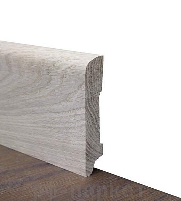 Плинтус Дуб прямой