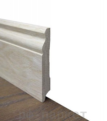 Плинтус Дуб Фигурный 2