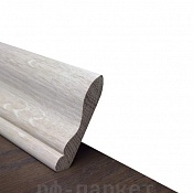 Плинтус Дуб галтель